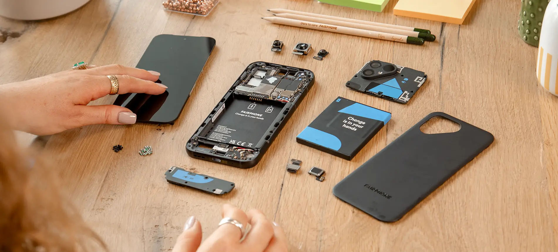 Révolution écologique mobile : découvrez les trois smartphones révolutionnaires qui défient l'obsolescence programmée et transforment notre rapport à la technologie en 2025